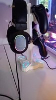 Rotatable USB Hub Controller Holder