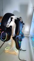 Rotatable USB Hub Controller Holder