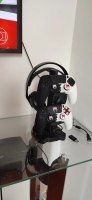 Rotatable USB Hub Controller Holder