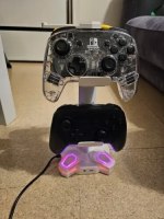 Rotatable USB Hub Controller Holder